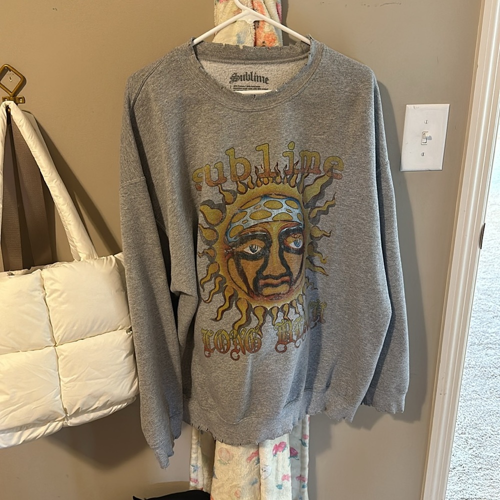 Perfect condition urban sublime crewneck